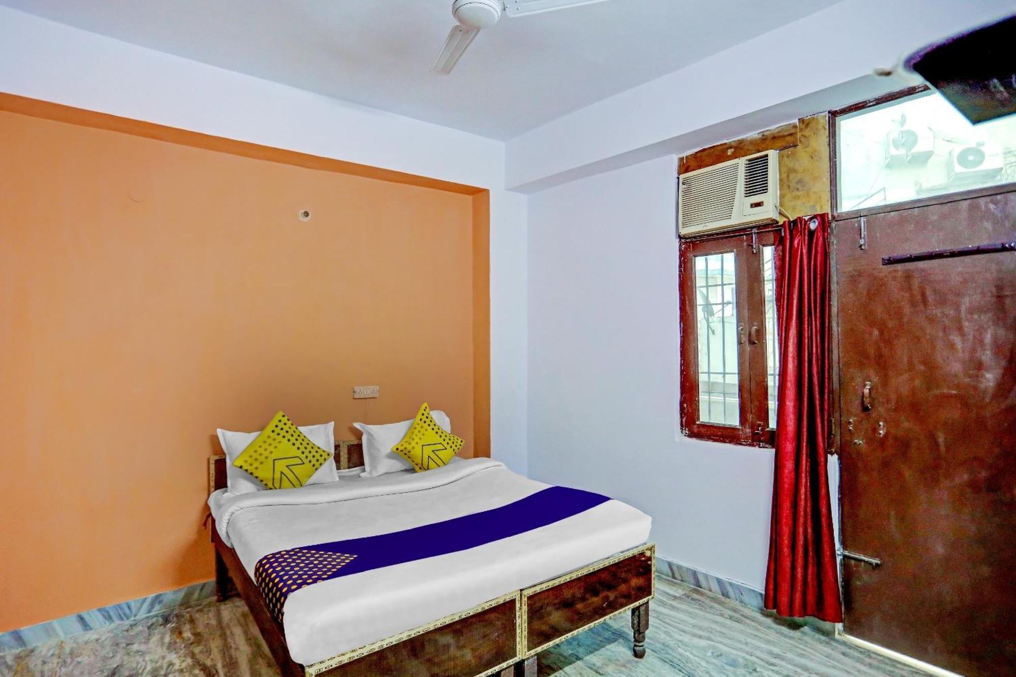 Spot On Raj Hotel Vip Near Worlds Of Wonder Kalkaji Devi Exterior photo